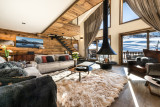 Manali Lodge
