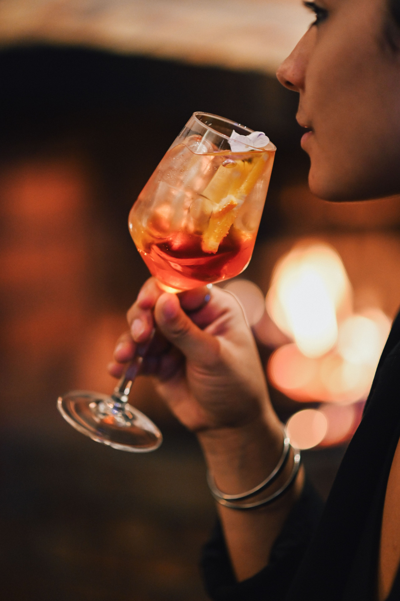 Bar Bar