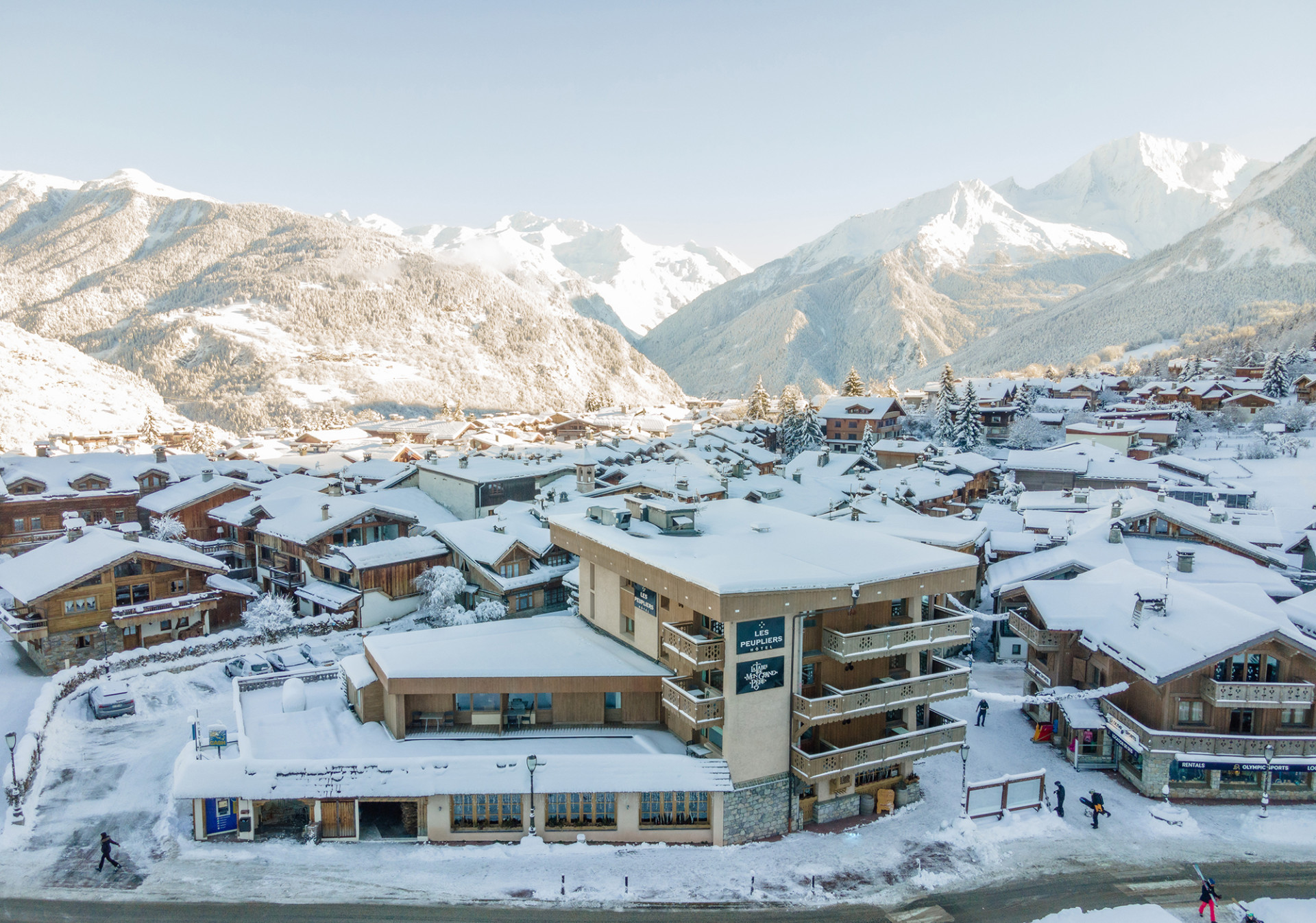 L'Hôtel Les Peupliers Courchevel - © Un Duo L'Hôtel Les Peupliers Courchevel