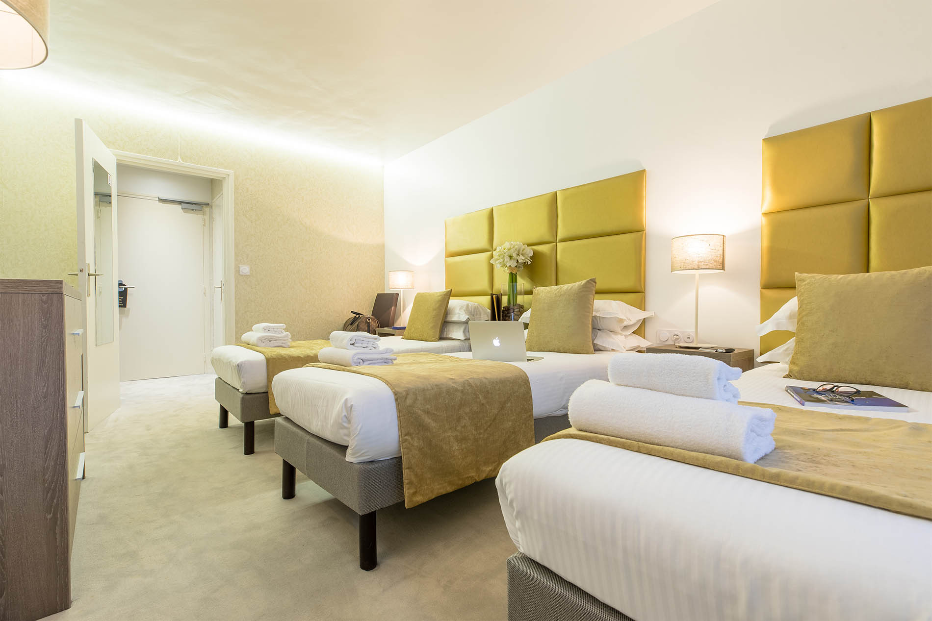 Chambre Triple - © Hotel Olympic Chambre Triple
