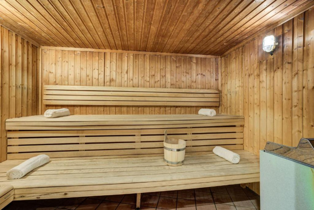 sauna.jpg