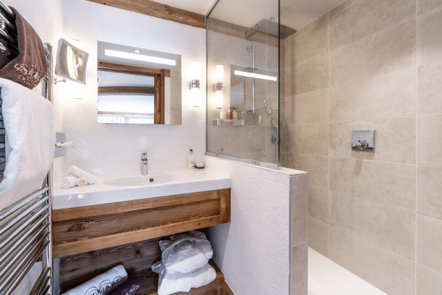 Salle de bain - Chambre Supérieure Village