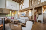 02-living-room-229224