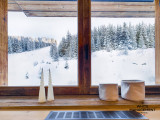 _lv_images__lot_0000000048_14_2581595