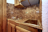 _lv_images__lot_0020000212_02_2586787