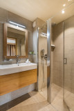 pg-mammoth-lodge-d05-002-2908587