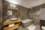 pg-whistler-lodge-b01-012-2899929