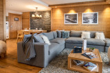 pg-whistler-lodge-b07-001-2908508