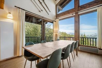 05-dining-with-a-view-229227 05-dining-with-a-view-229227
