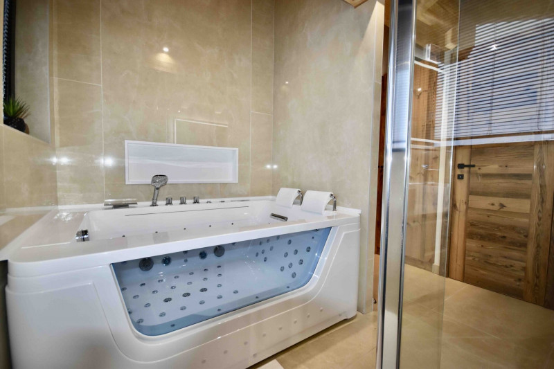 09-chambre-master-sdb-2-114104-249743 09-chambre-master-sdb-2-114104-249743