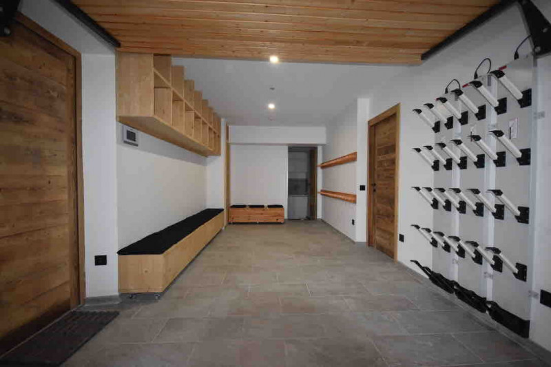 17-ski-room-1-114113-249735 17-ski-room-1-114113-249735