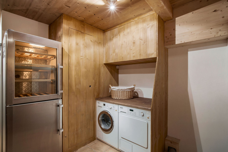 7elight-334143 7elight-334143