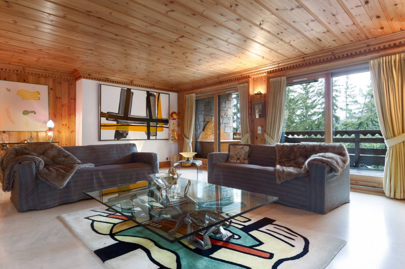 _clients_227312003_photos_12h_1715237