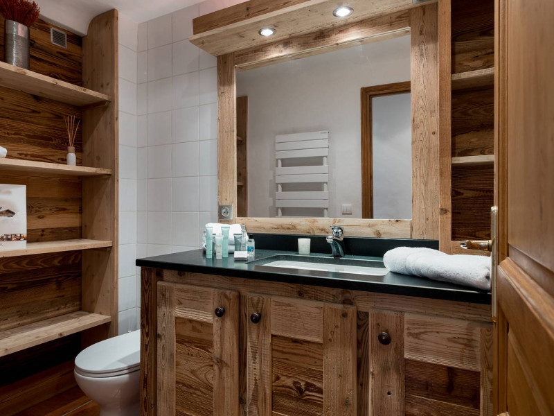 _clients_227312003_photos_226c_1544993 _clients_227312003_photos_226c_1544993