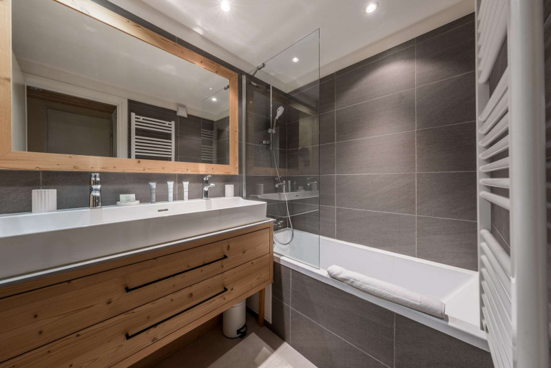 _clients_227312003_photos_229h_1680907