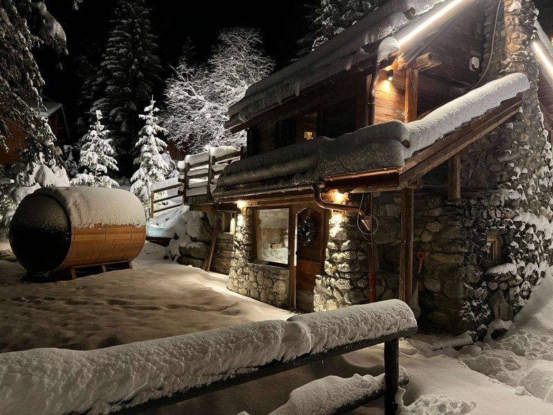 _clients_227312003_photos_239r_1203453