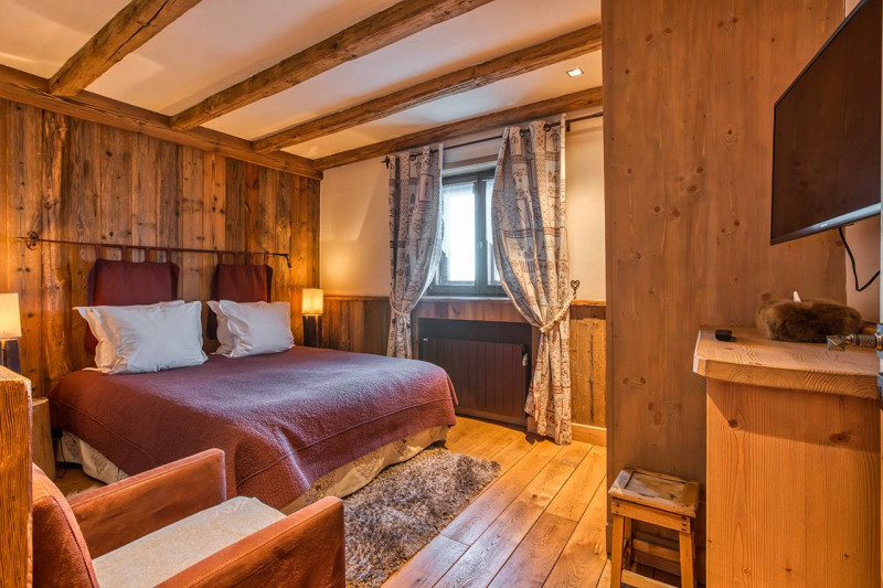 _clients_227312003_photos_242g_1715413