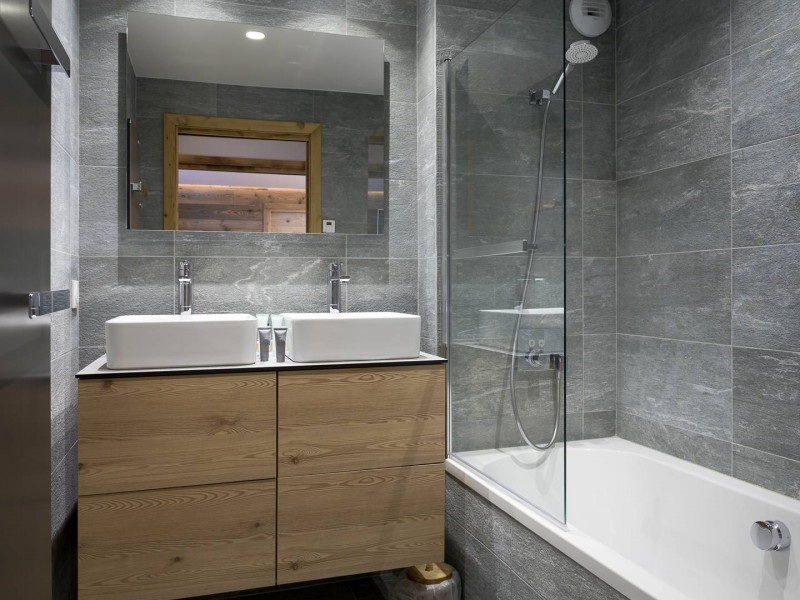 _clients_227312003_photos_283i_1680995