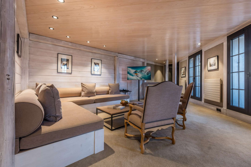 _clients_227312003_photos_347j_1715678