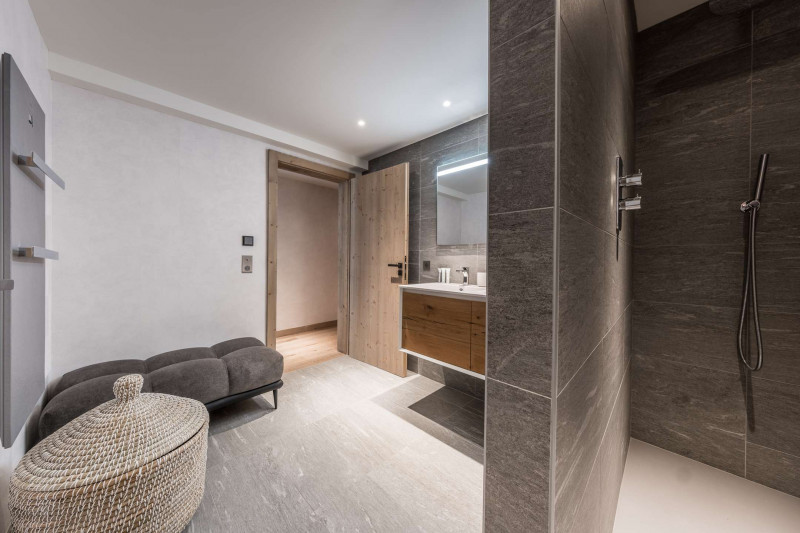 _clients_227312003_photos_384d_1715800