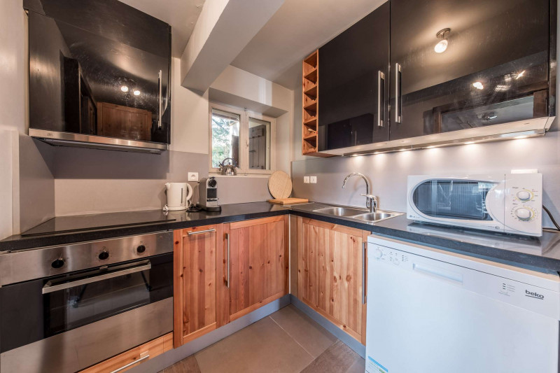 _clients_227312003_photos_410k_527472