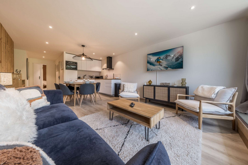 _clients_227312003_photos_439f_1716045