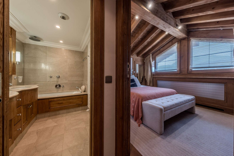 _clients_227312003_photos_444m_1373661