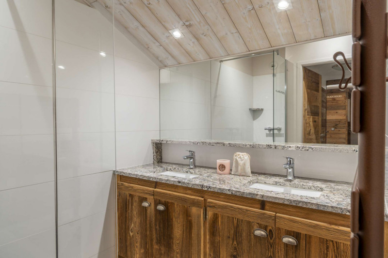 _clients_227322701_photos_4j_1716202