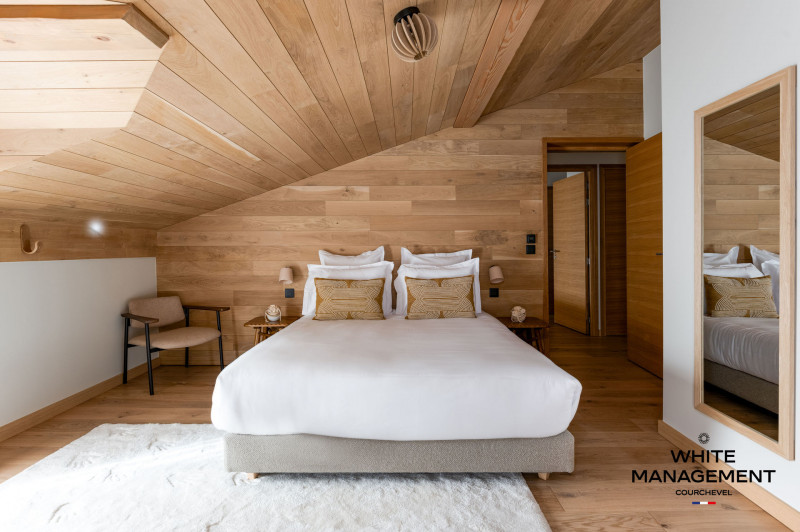 _lv_images__lot_0000000001_14_1391623