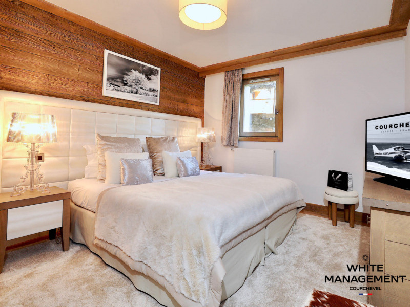 _lv_images__lot_0000000008_06_1716881