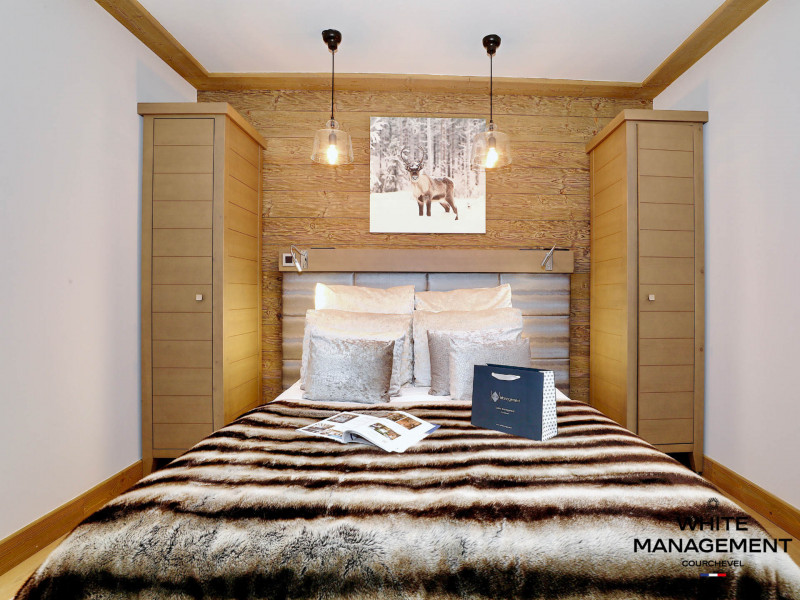 _lv_images__lot_0000000008_08_1716883