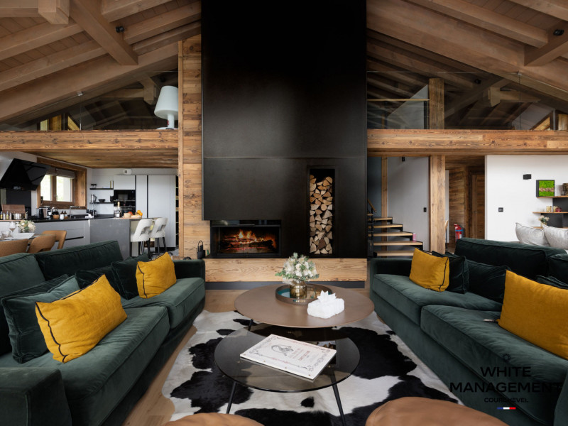 _lv_images__lot_0000000012_01_1374281