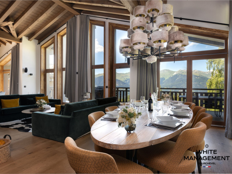 _lv_images__lot_0000000012_03_1708095