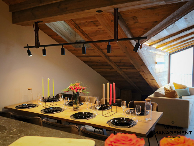 _lv_images__lot_0000000016_03_722435