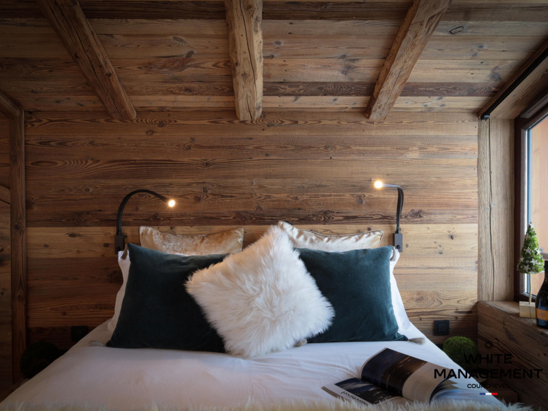 _lv_images__lot_0000000016_10_880491