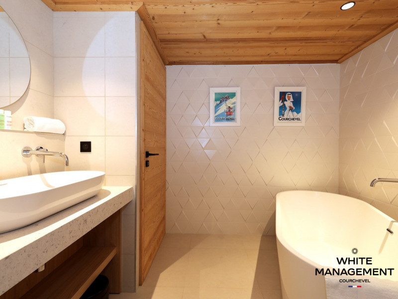 _lv_images__lot_0000000021_06_528325