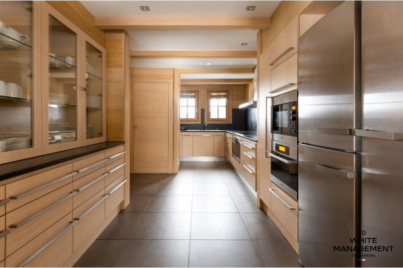 _lv_images__lot_0000000022_07_1391510