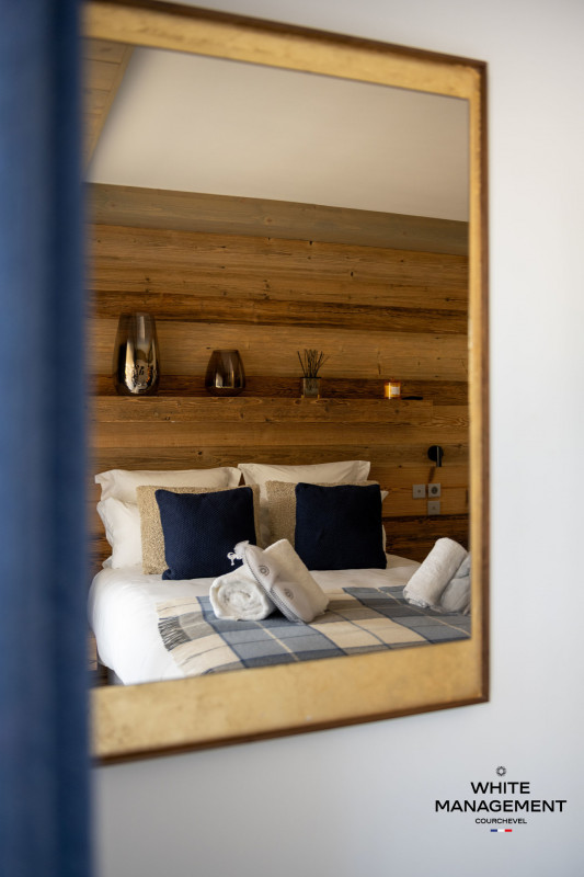 _lv_images__lot_0000000034_02_1716750