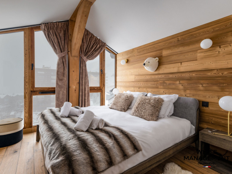 _lv_images__lot_0000000036_09_1563590