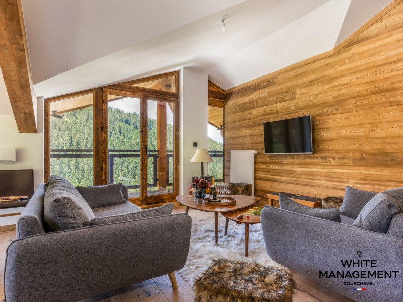 _lv_images__lot_0000000037_02_1734114