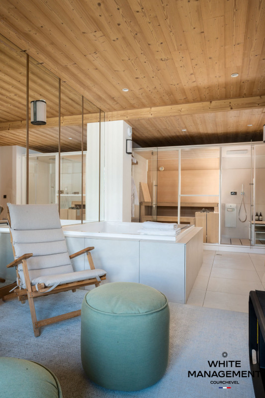 _lv_images__lot_0000000038_14_1716794