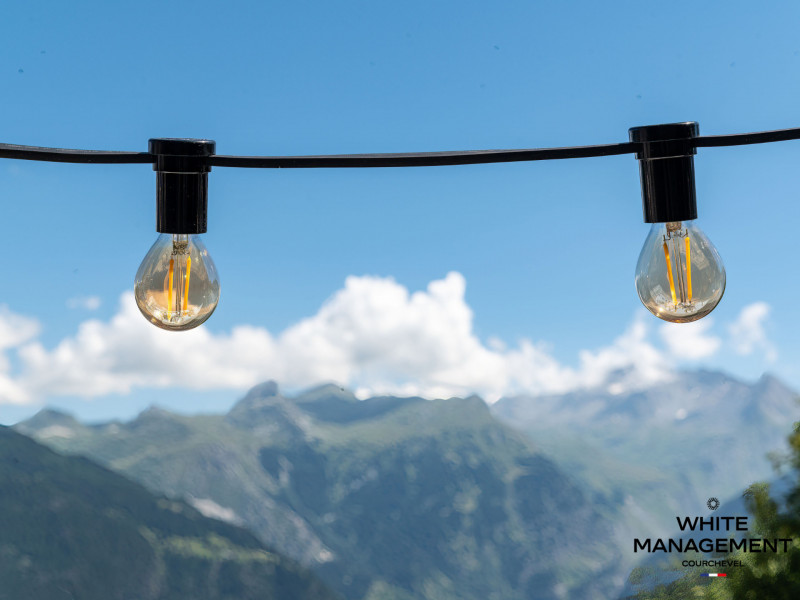 _lv_images__lot_0000000038_15_730168