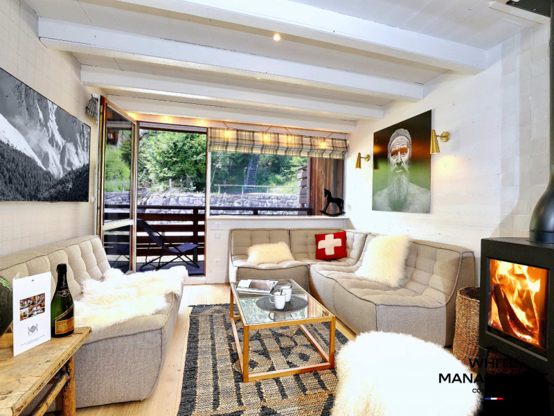 _lv_images__lot_0000000039_02_722651