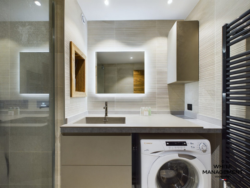 _lv_images__lot_0000000044_09_557099 _lv_images__lot_0000000044_09_557099