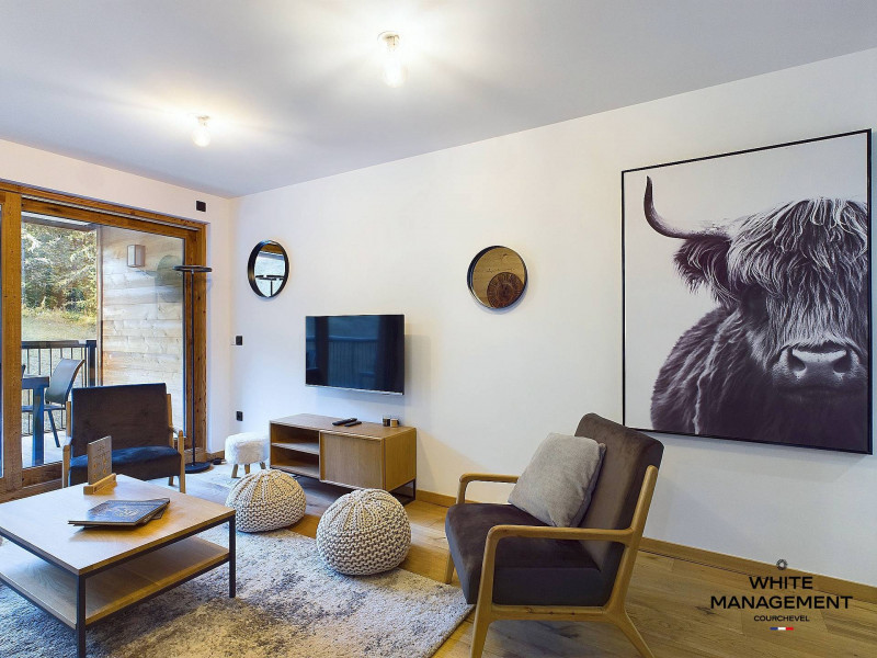 _lv_images__lot_0000000045_14_1605860