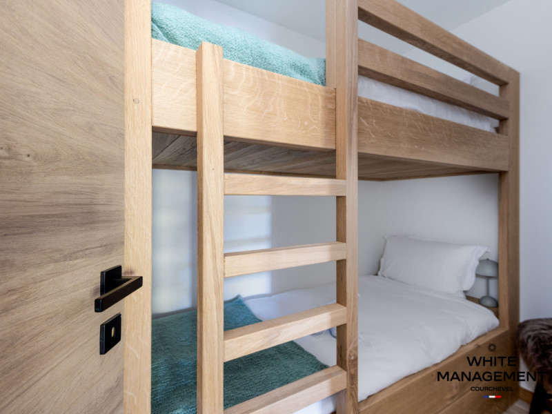 _lv_images__lot_0000000046_13_722691