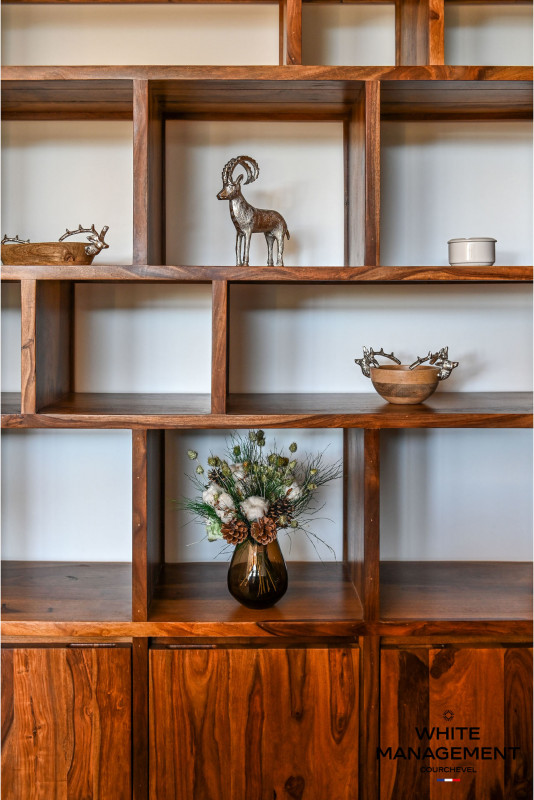 _lv_images__lot_0000000049_05_566584 _lv_images__lot_0000000049_05_566584