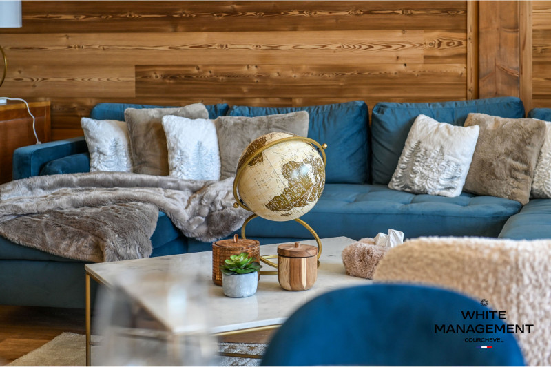 _lv_images__lot_0000000049_13_566592 _lv_images__lot_0000000049_13_566592