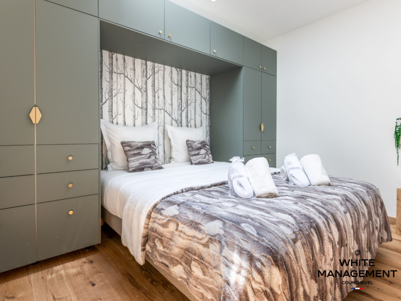 _lv_images__lot_0000000052_07_556973 _lv_images__lot_0000000052_07_556973