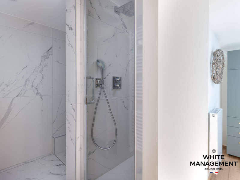 _lv_images__lot_0000000052_10_1180902 _lv_images__lot_0000000052_10_1180902